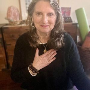 Meet your Posher, Sharon